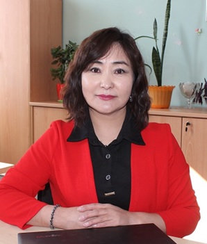 アルハンガイ県タリアト郡小中高等学校改修計画ボロルエルデネ校長