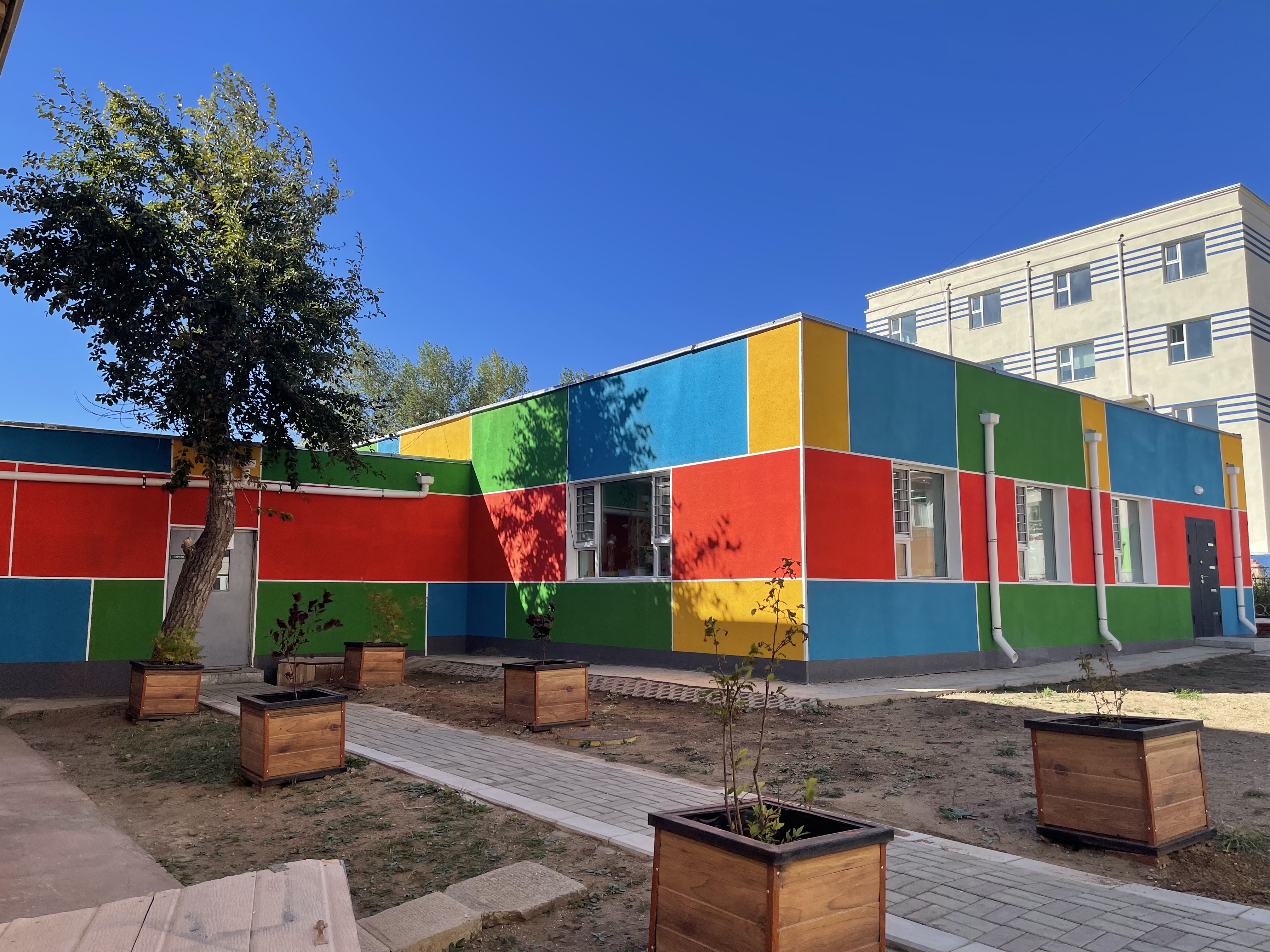 増築した園舎の外観